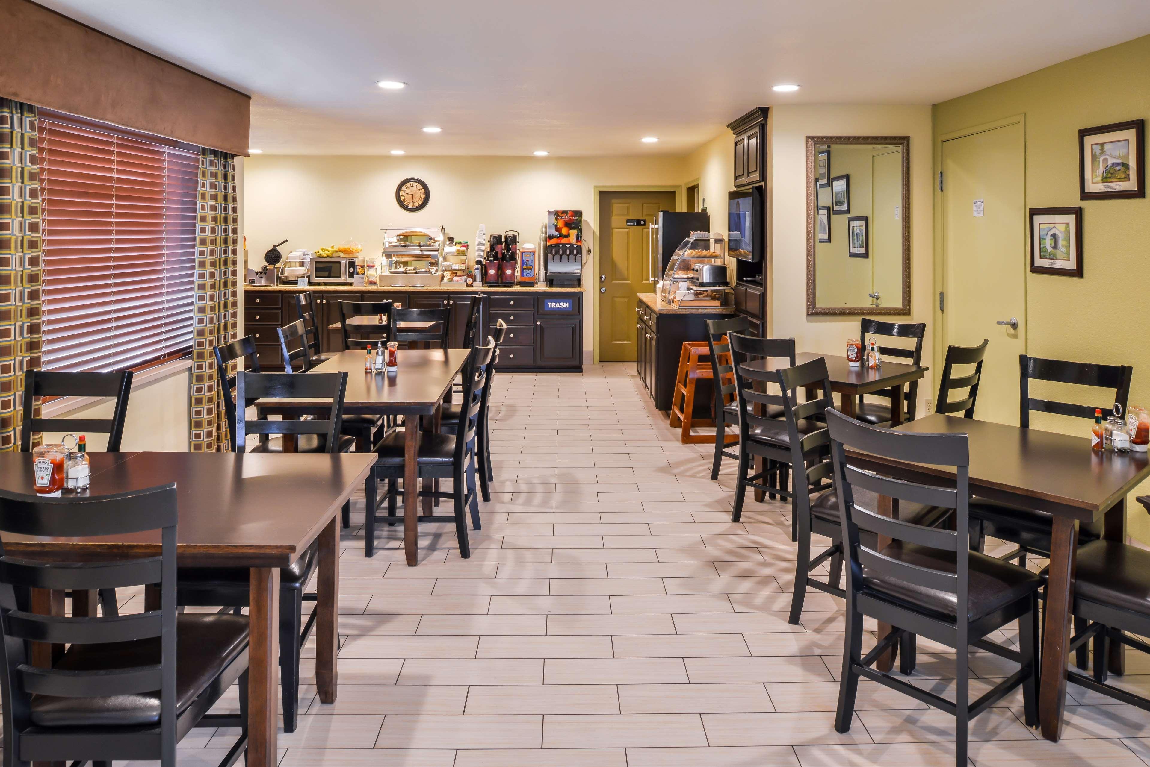 Best Western Cottage Grove Inn Экстерьер фото
