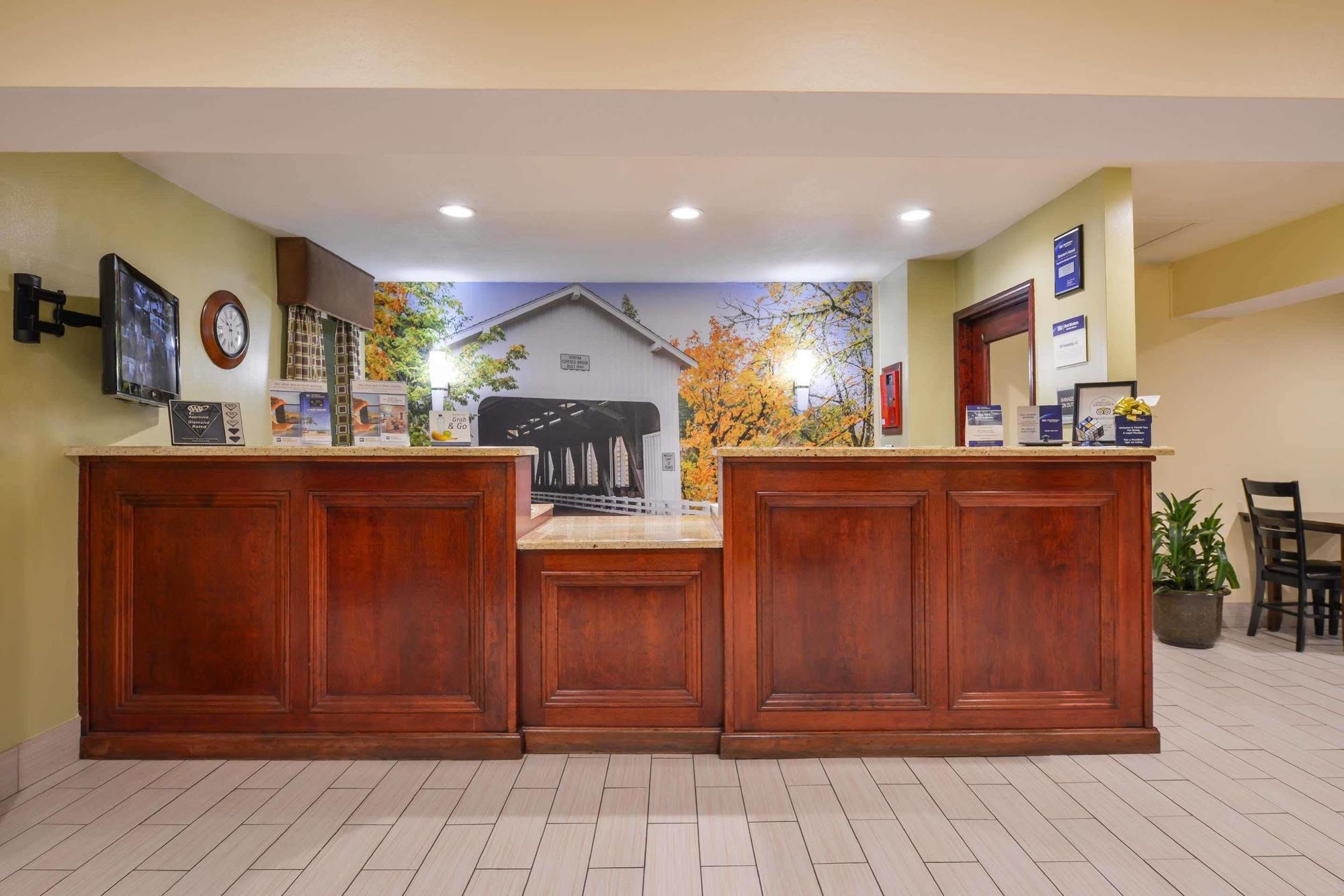 Best Western Cottage Grove Inn Экстерьер фото