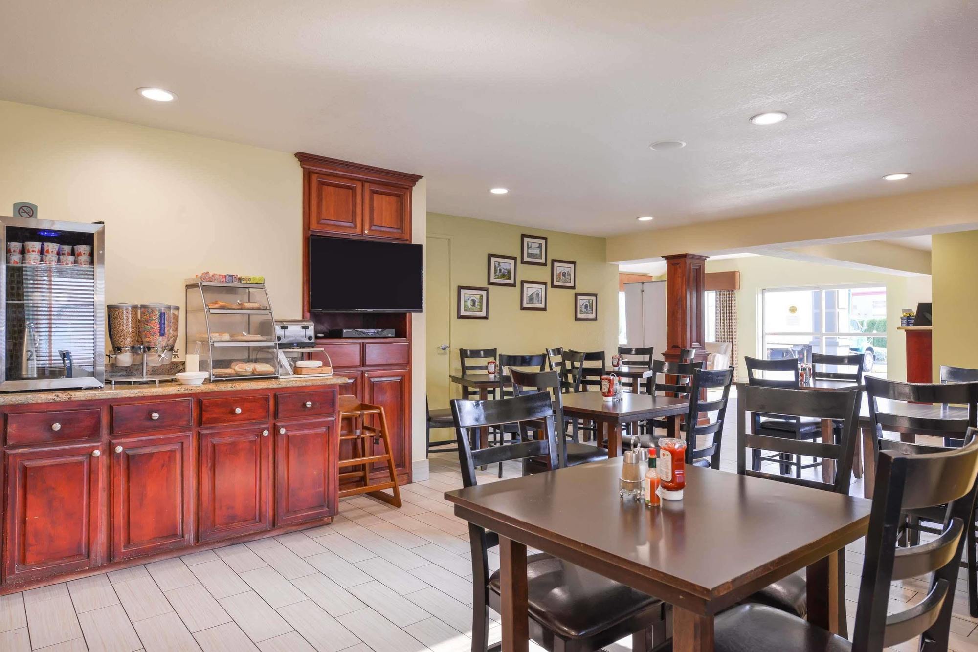Best Western Cottage Grove Inn Экстерьер фото
