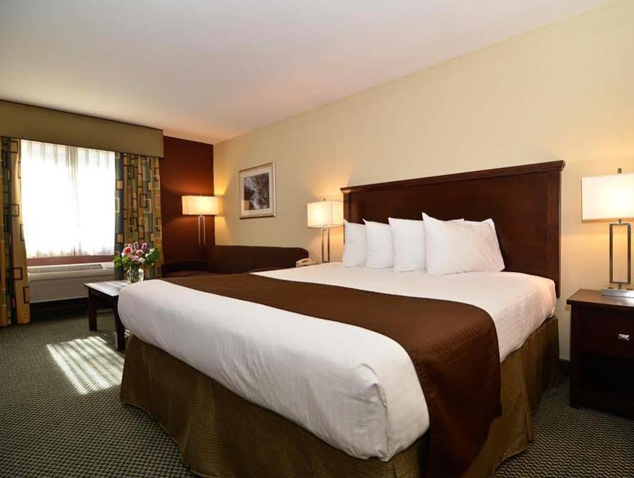 Best Western Cottage Grove Inn Экстерьер фото